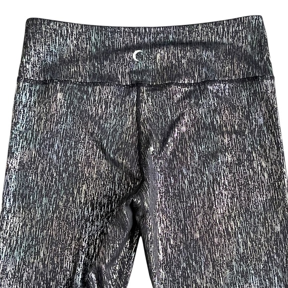 Zyia Active Black Vertical Mirage Light and Tight High Rise 7/8 Leggings Size 12 - Picture 9 of 11